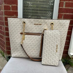 Michael Kors purse and wallet
